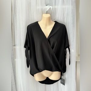 Lightweight V-neck Blouse
